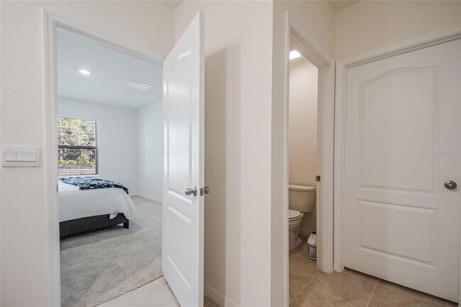 Building Photo - 1126 Chichester Ct