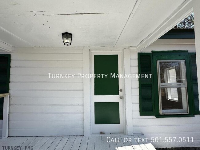 Building Photo - Cozy Home in White Hall