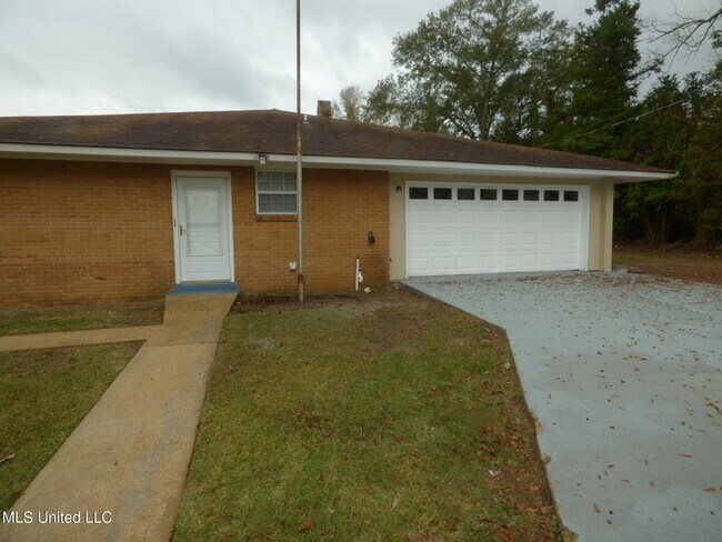 Building Photo - 1109 Old Brookhaven Rd