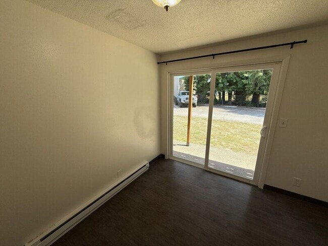 Building Photo - 3870 Iberis St NE