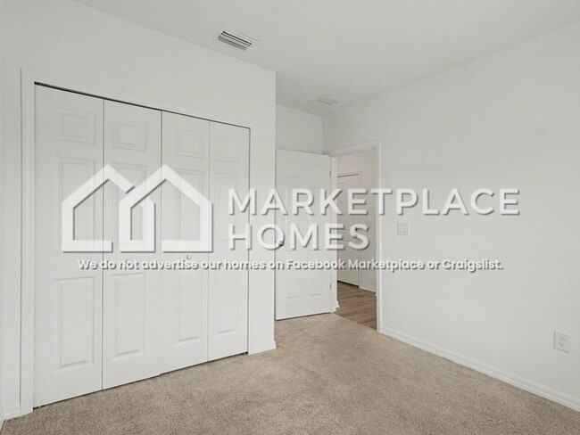 Building Photo - 5216 Senza Trl