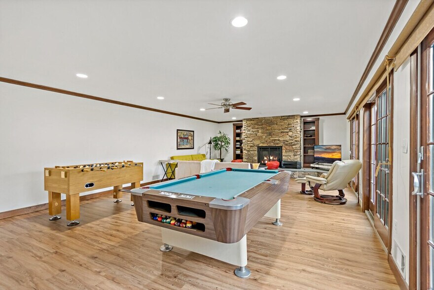 Building Photo - 8403 Woodford Ct