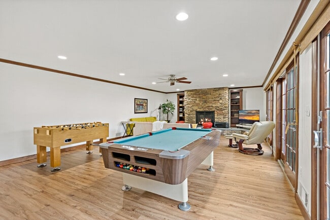 Building Photo - 8403 Woodford Ct