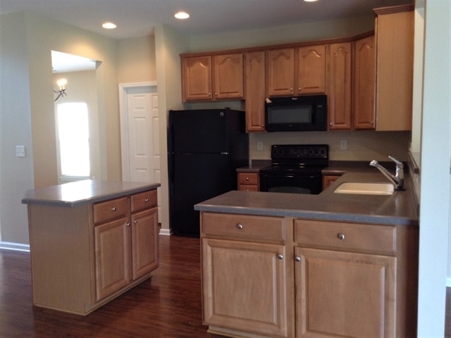 Building Photo - 1039 Canopy Dr