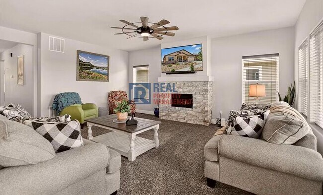 Building Photo - 6687 Rolling Creek Dr