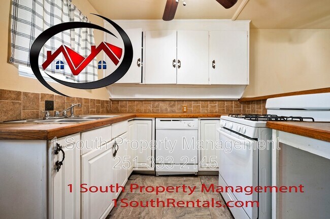 Building Photo - 2366 White St