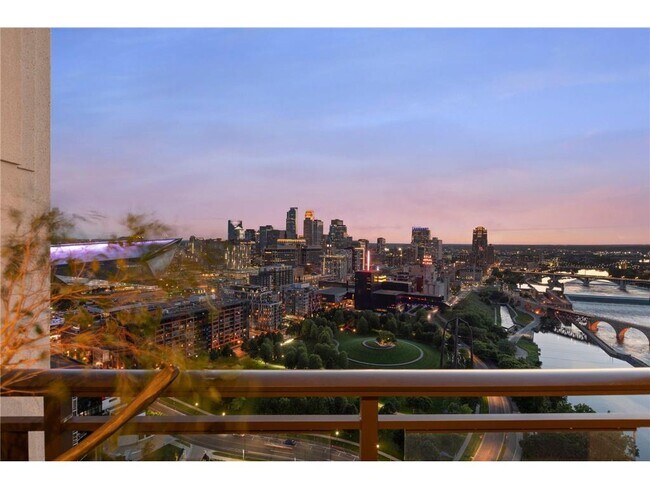 Building Photo - 1111 W River Pkwy