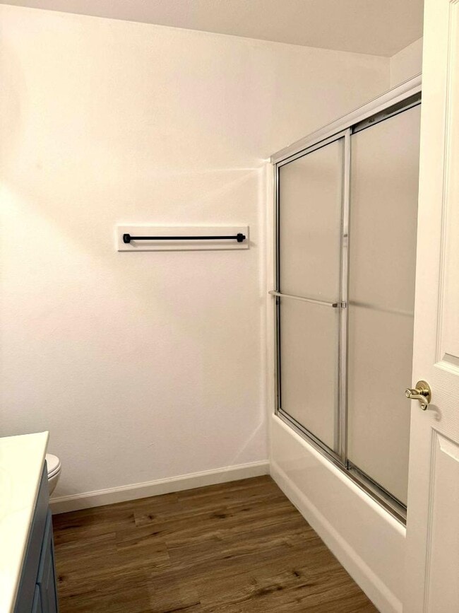 Building Photo - 305 E Mescalero Rd