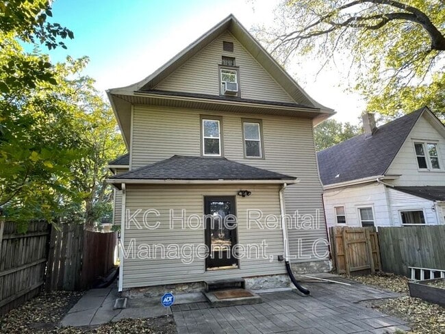 Building Photo - 4012 Genessee St