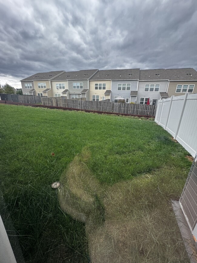 Building Photo - 109 Brashear Ct