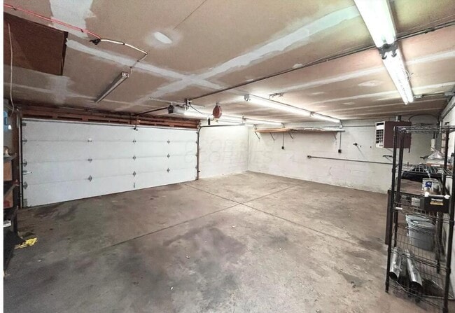 Building Photo - 610 Salisbury Rd