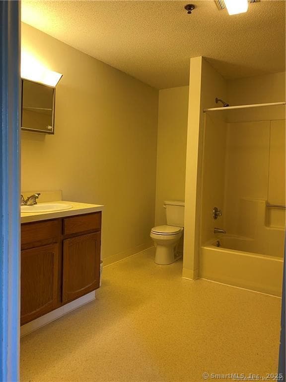 Building Photo - 438 Judd Square