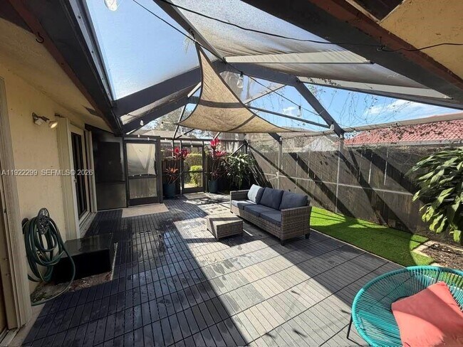 Building Photo - 13680 Yarmouth Ct