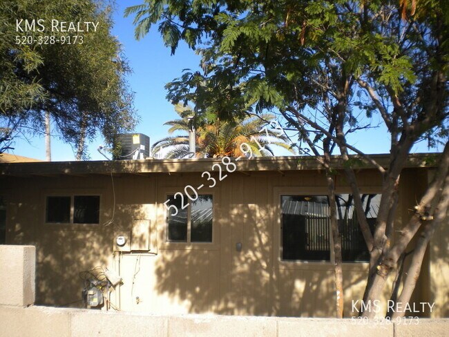 Building Photo - 3636 S Marvin Pl