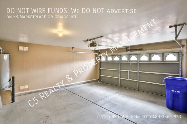 Building Photo - 2306 E Palm Beach Dr