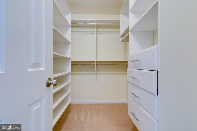 Building Photo - 7107 Dudrow Ct