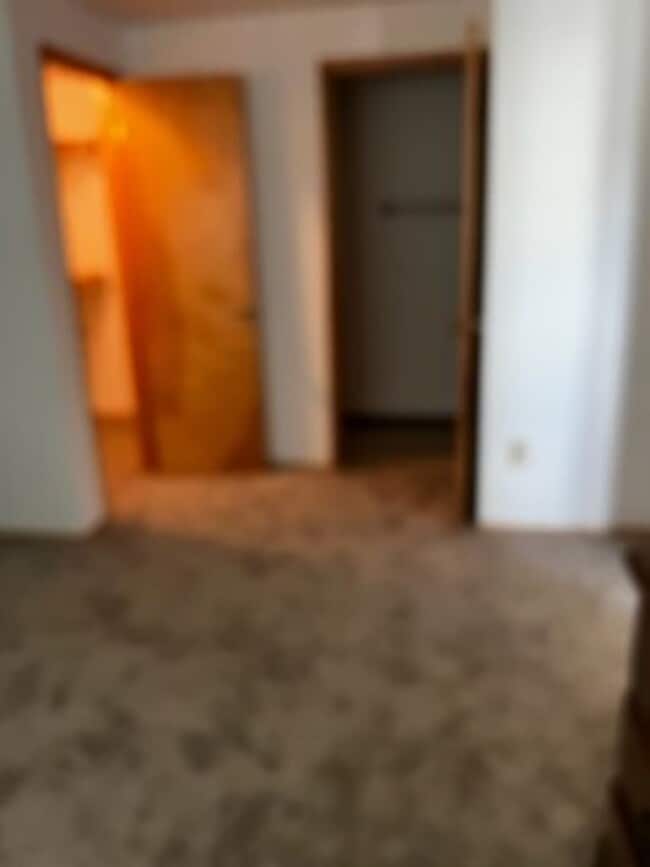Building Photo - Centrally Located in Umatilla