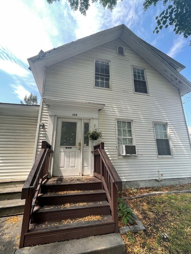 Building Photo - 113 Elmwood Ave