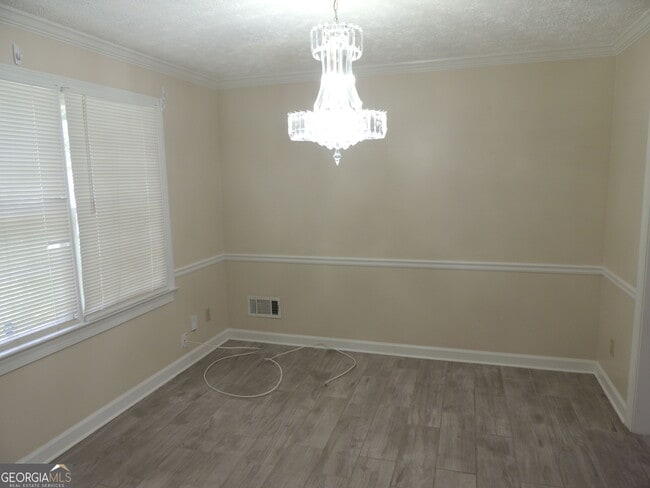 Building Photo - 6336 Phillips Pl