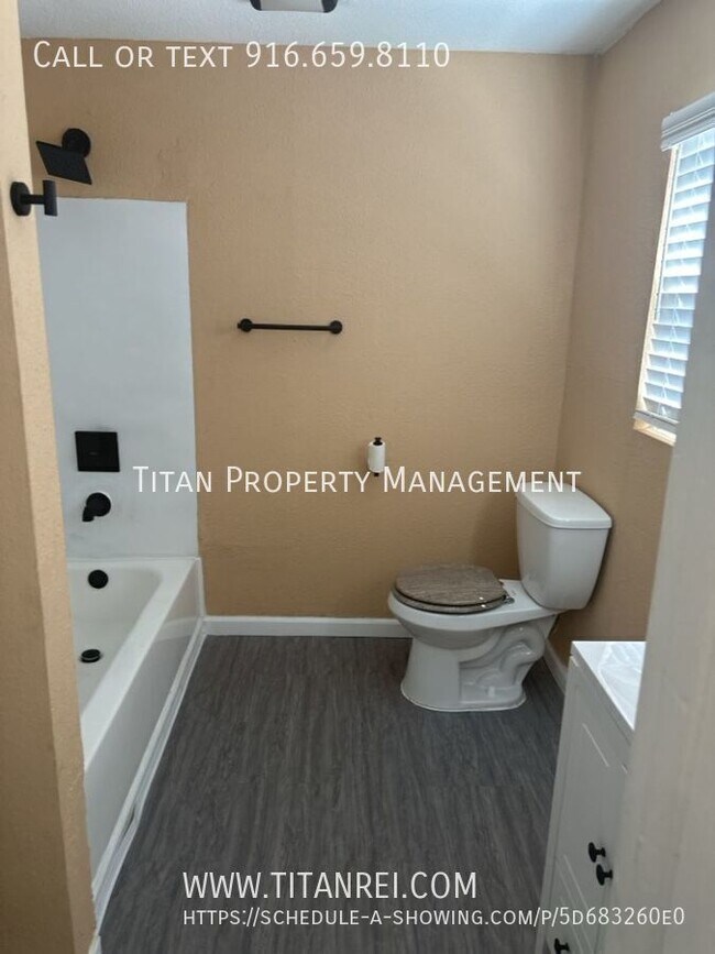 Building Photo - 4121 34th St