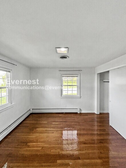 Building Photo - 616 S Jefferson St