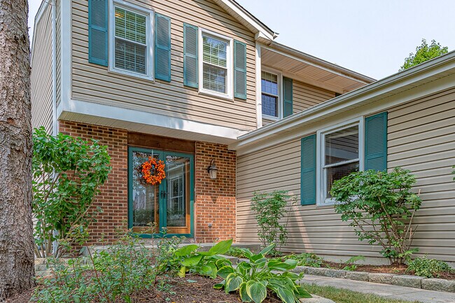 Building Photo - 1490 Paisley Ct