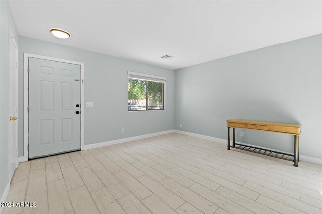 Building Photo - 1973 E Lipizzan Dr