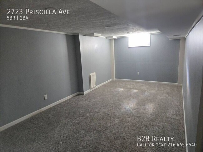 Building Photo - 2723 Priscilla Ave