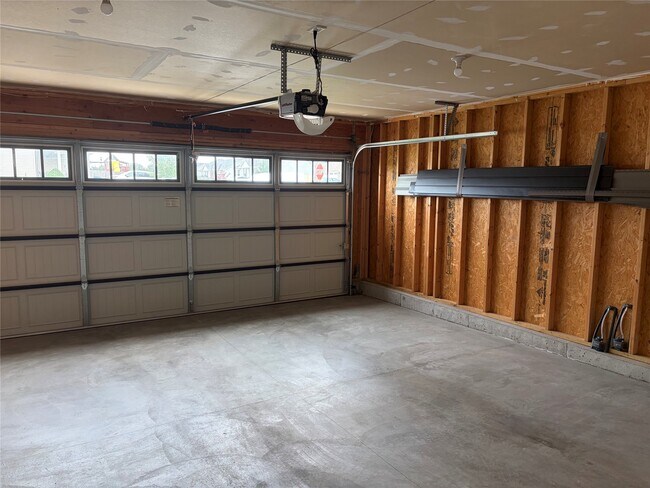 Building Photo - 307 Meriadoc Ln