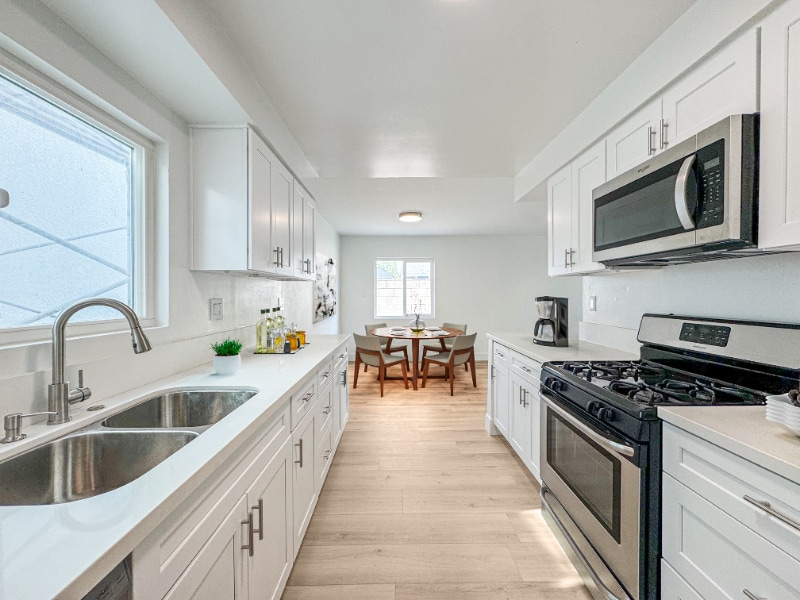 Building Photo - 4461 Farquhar Ave