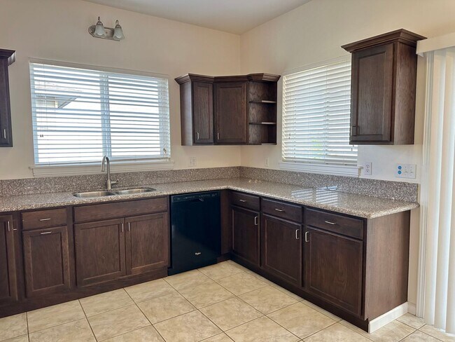 Building Photo - 3 Bedroom / 2.5 Bathroom House for rent in the Waiolani Mauka Subdivision. Pet friendly!