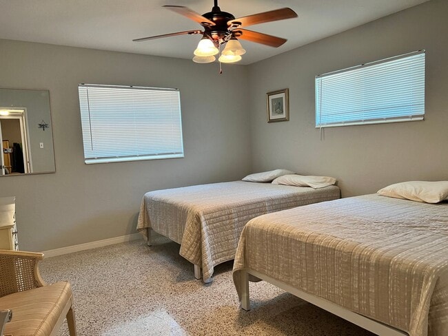 Building Photo - 6month Min. Gulfport High & Dry Home