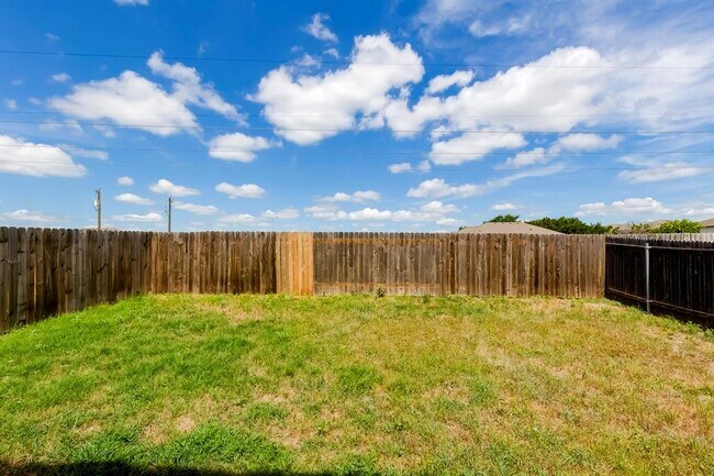 Building Photo - 9104 Single Bnd Trl