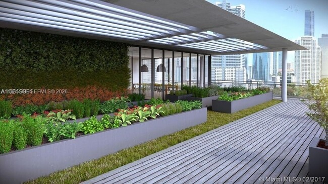 Building Photo - 201 SW 17th Rd