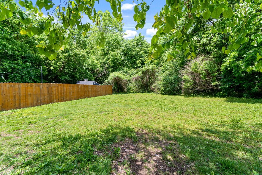 Building Photo - 5608 Hickory Meadows Ct