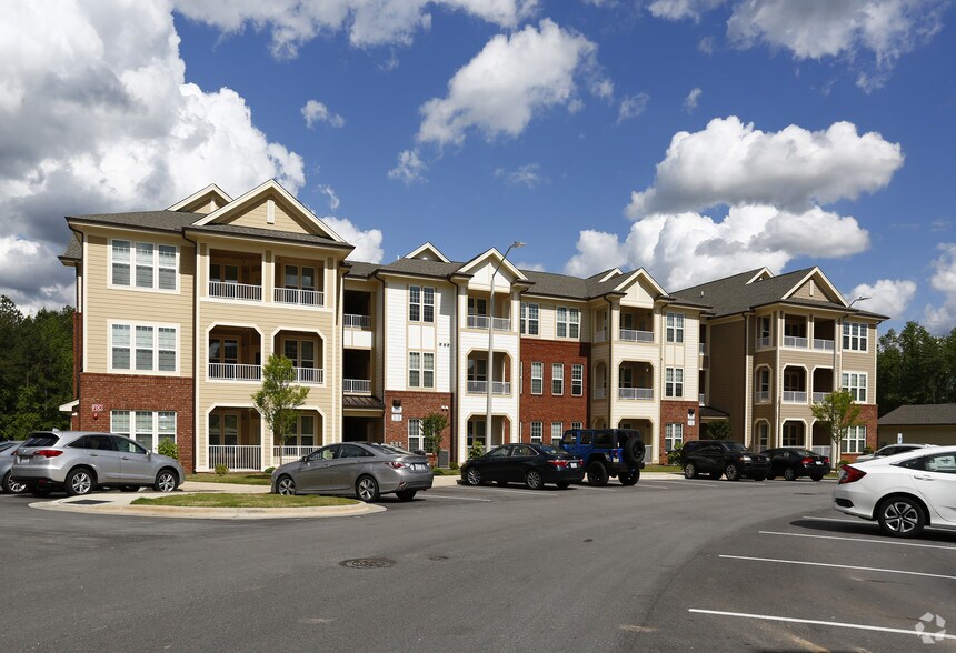 Building Photo - Villages at McCullers Walk