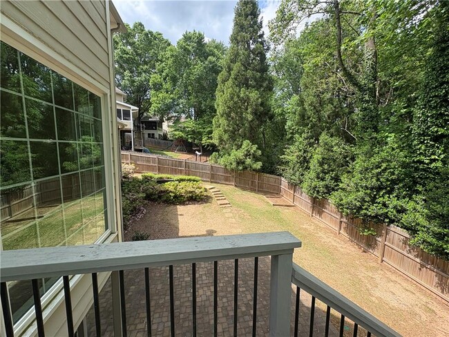 Building Photo - 10575 Aviary Dr