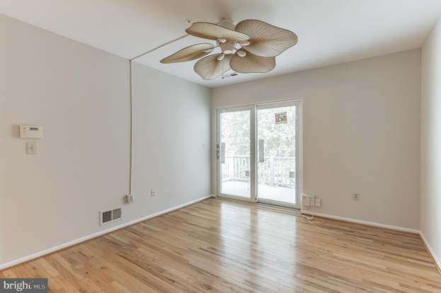 Building Photo - 1346 Chanticleer-