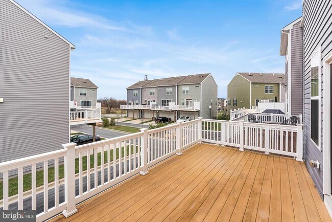 Building Photo - 6202 Davinci St