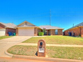 Building Photo - 4917 NW 164th Terrace