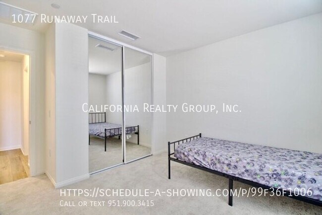 Building Photo - 1077 Runway Trl