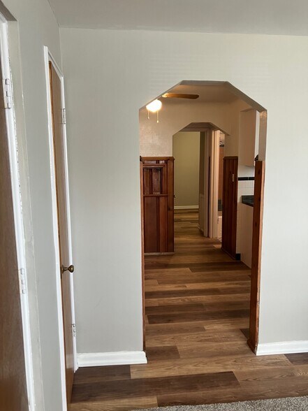 Building Photo - 4322 Schenck Ave