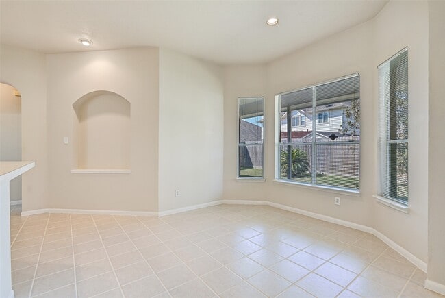 Building Photo - 16814 Tower Ridge