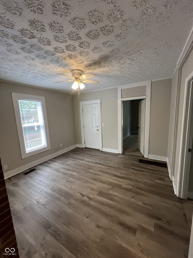 Building Photo - 3449 Boulevard Pl