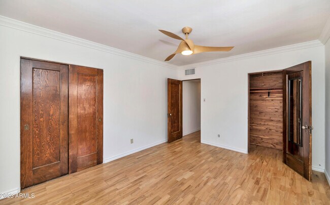 Building Photo - 315 W Virginia Ave