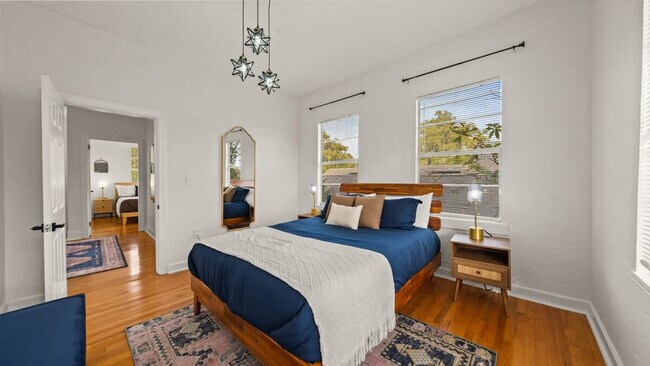 Building Photo - 307 W Haya St