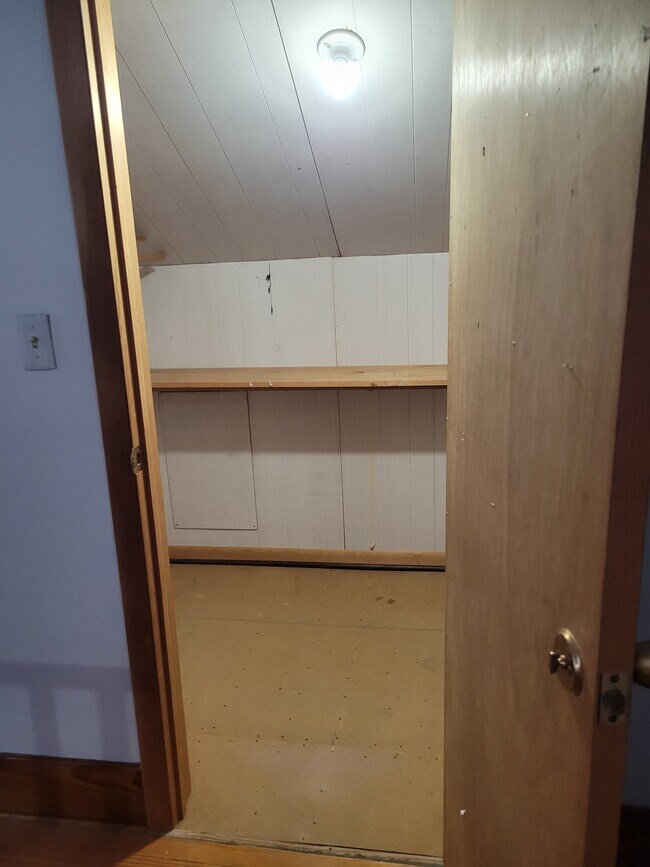 Building Photo - 8782 W 400 N 27