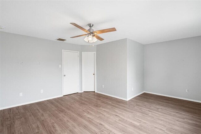 Building Photo - 11307 Sugar Bowl Dr