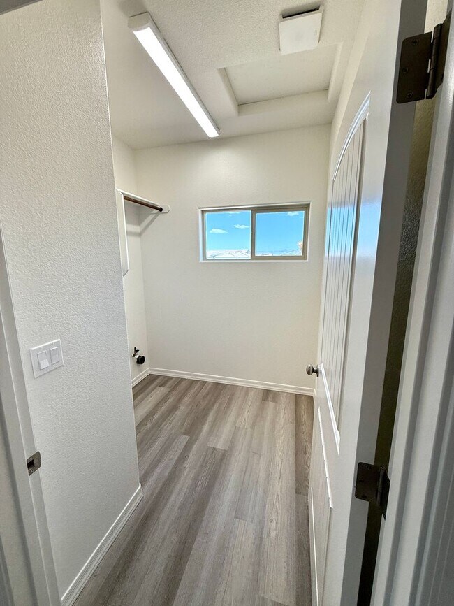 Building Photo - Beautiful New Construction 3 Bedroom Home ...