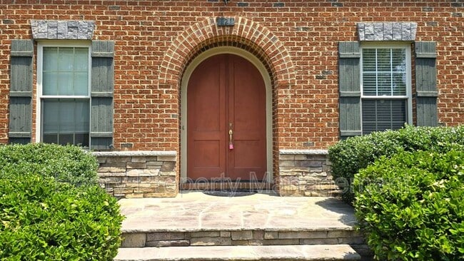 Building Photo - 121 Harvestwood Dr